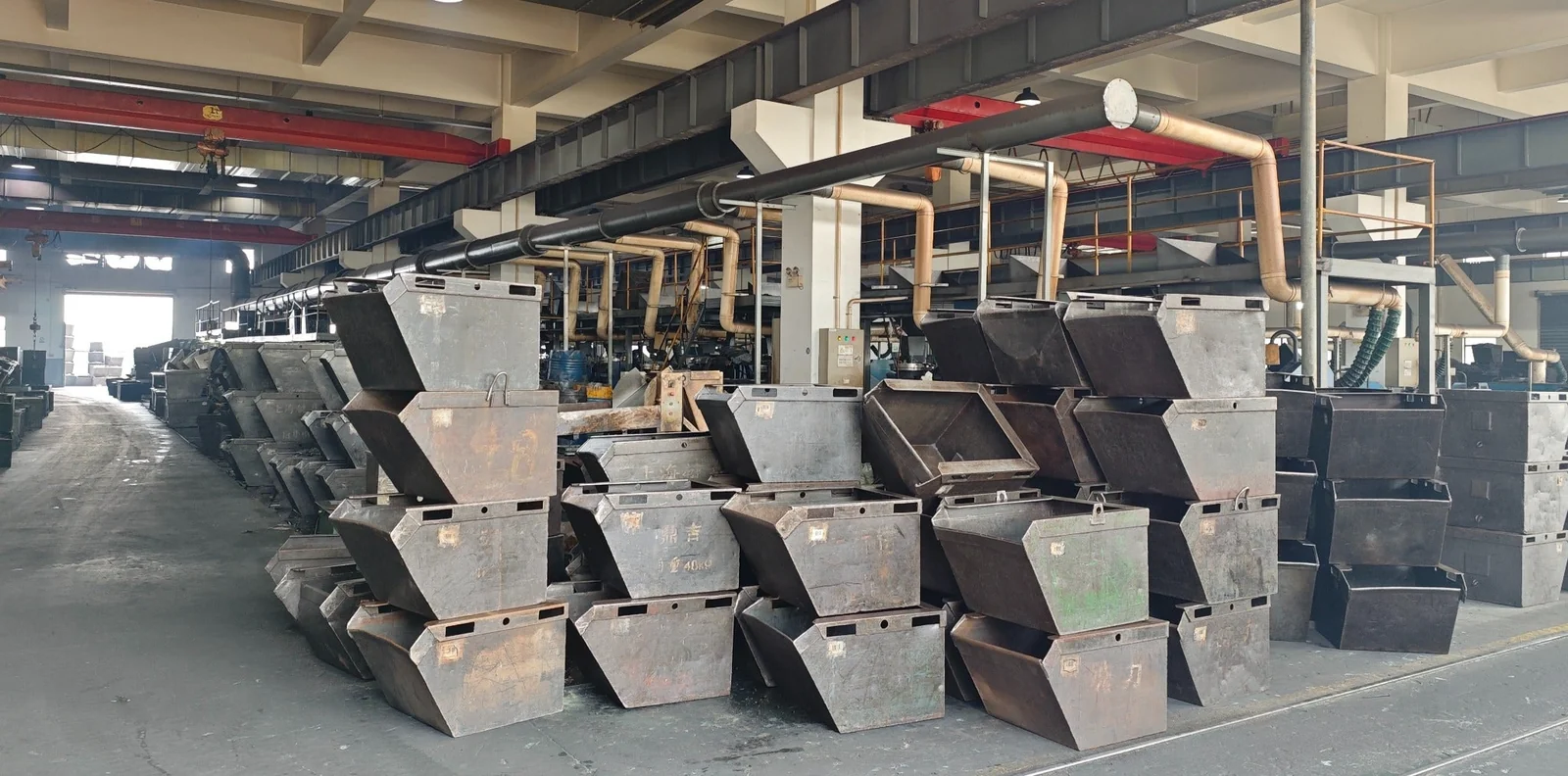 Cold-heading production floor